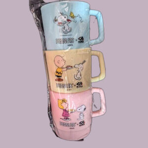 snoopy peanut mugs brand new